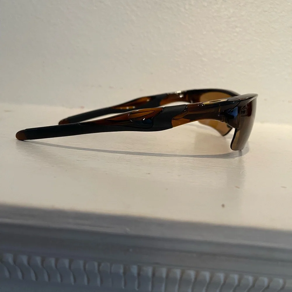 Authentic Oakley Sunglasses - Picture 3 of 6